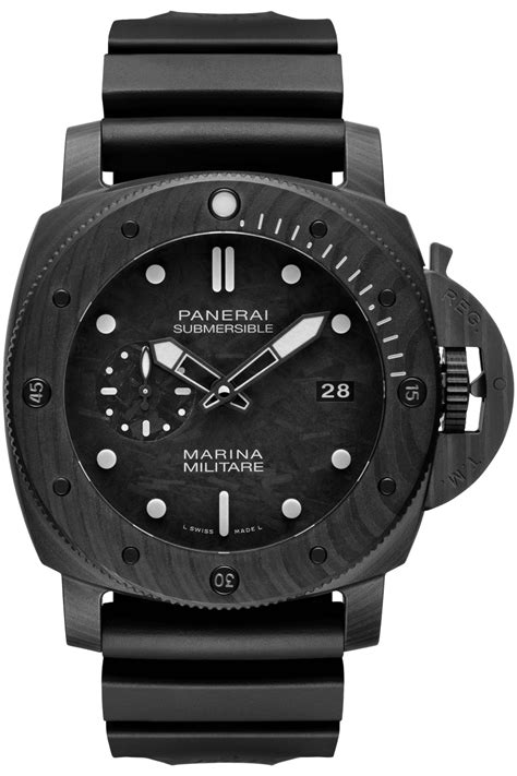 Panerai Submersible Marina Militare Carbotech™ .